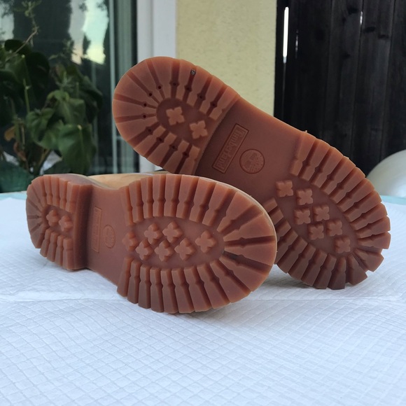 Timberland Women/Junior Lugs Ankle Boot - Picture 5 of 9
